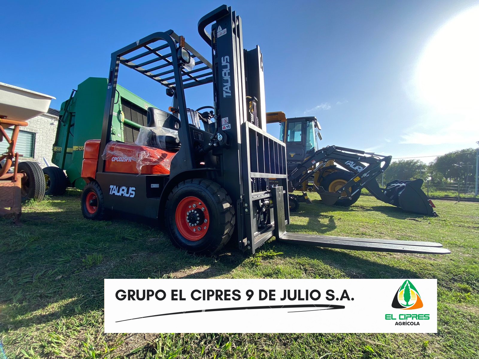 Autoelevador 2,5 tn. marca Taurus - Nuevo.