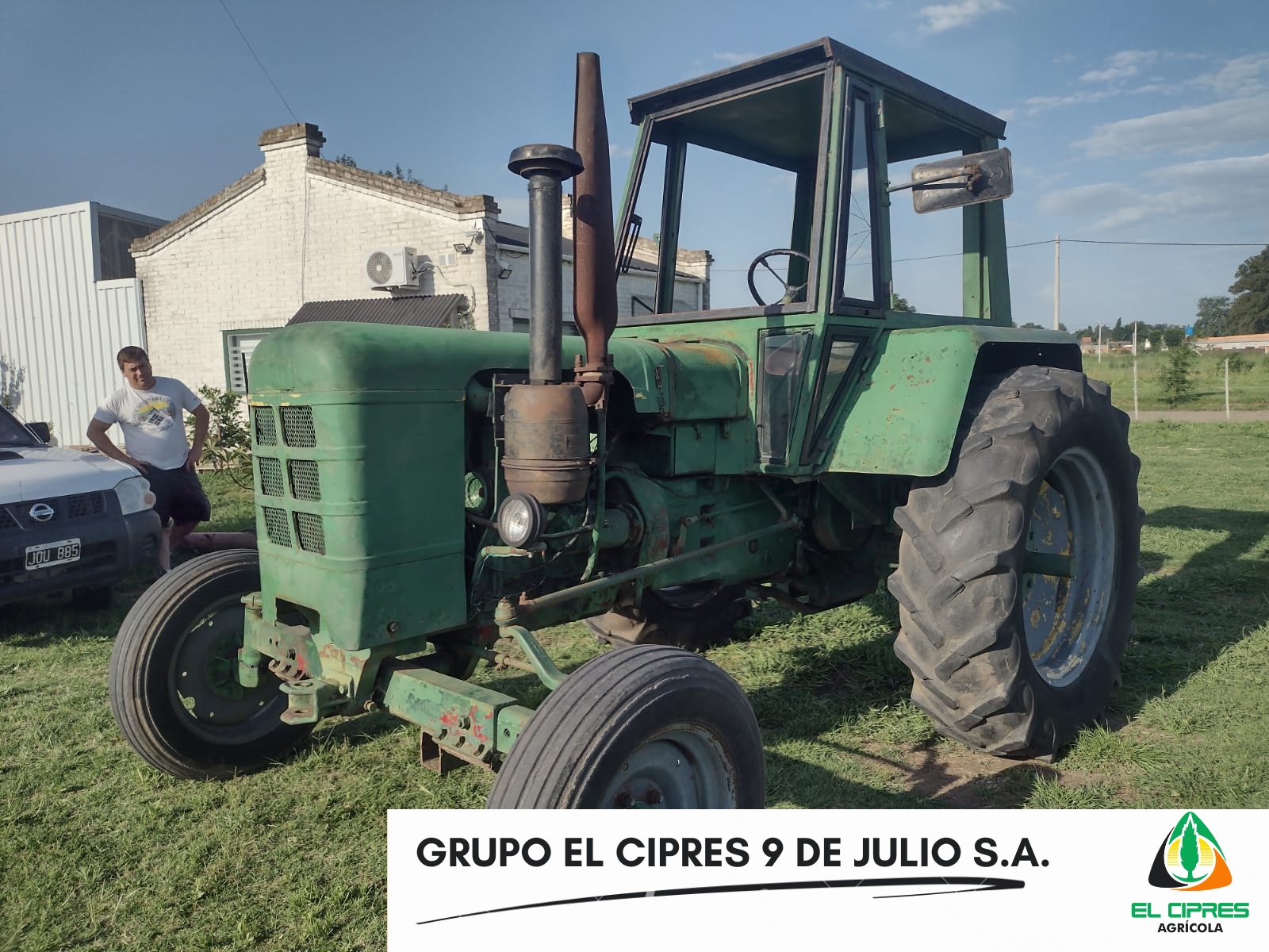 Tractor Deuzt Fahr 55 hp.