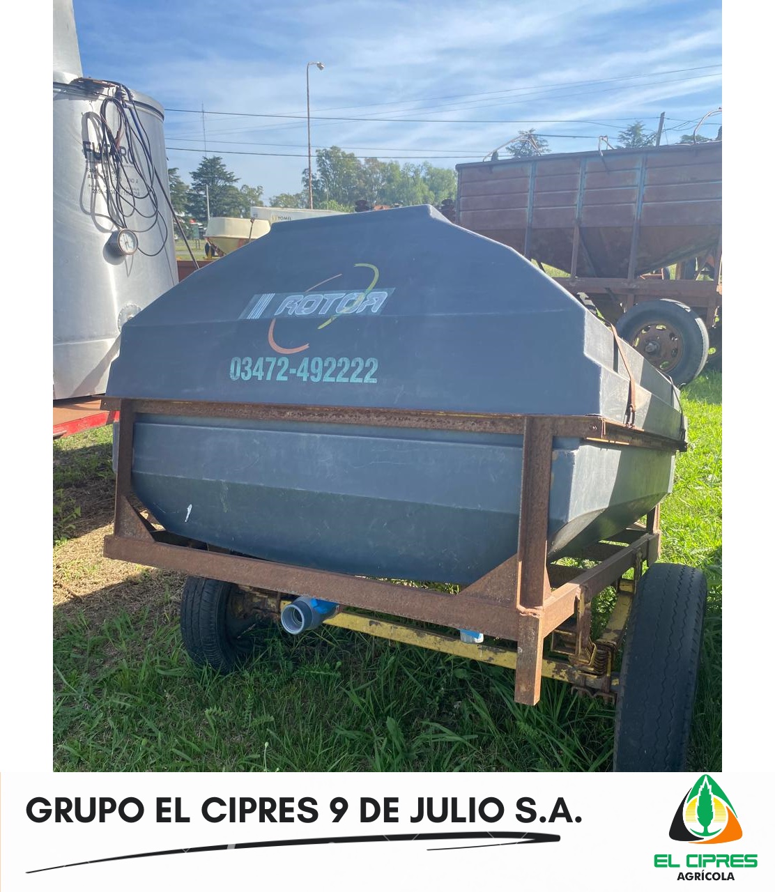 Acoplado tanque de 1000 lts