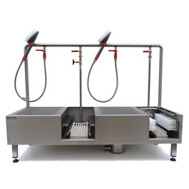 Installation de lavage pour bottes et chaussures de travail