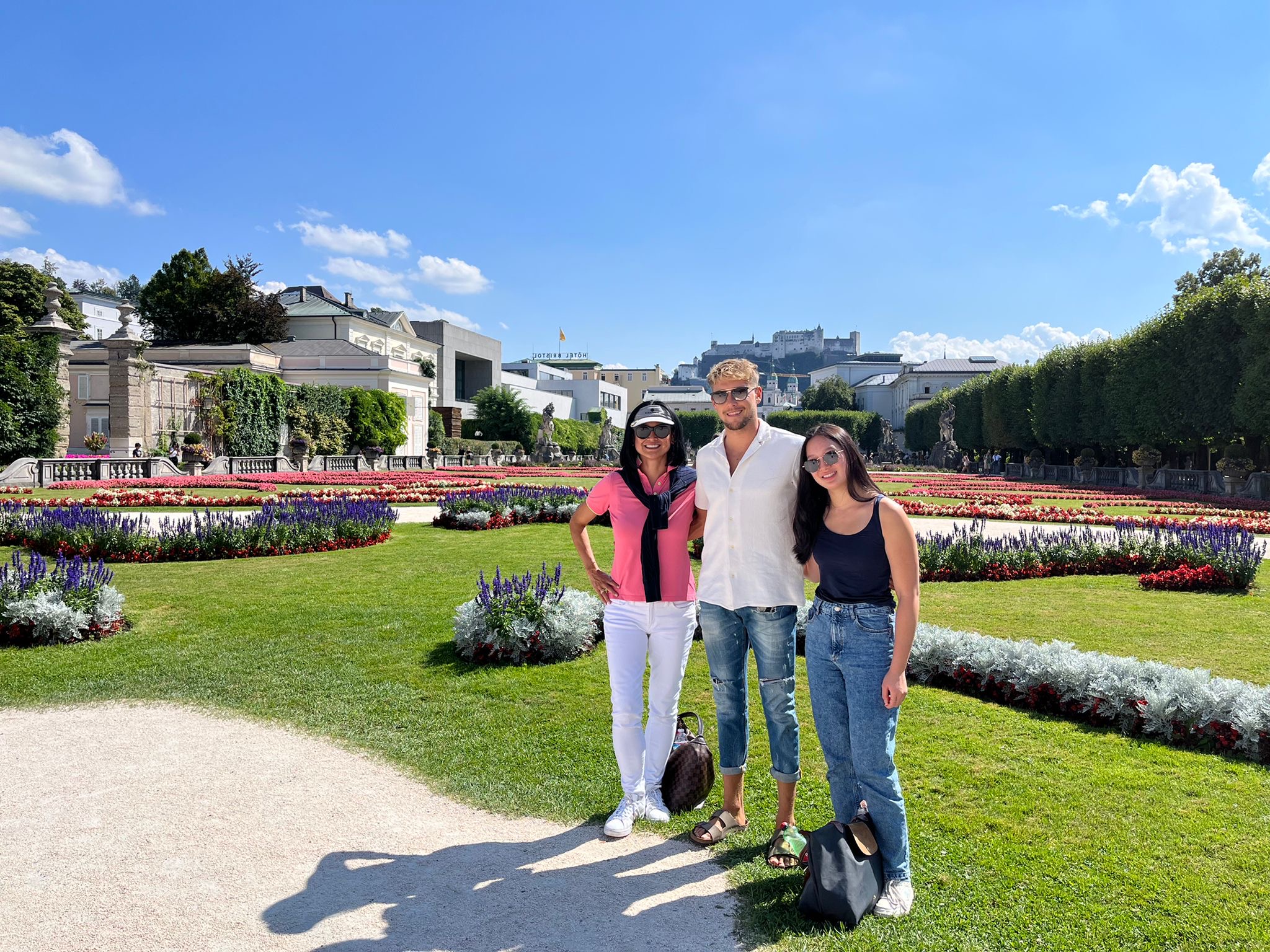 Private tour to Salzburg from Vienna with WienGuide Max