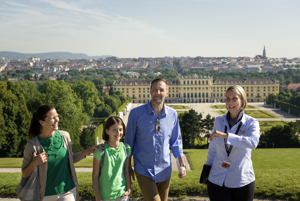 Schönbrunn Palace guide Tour
