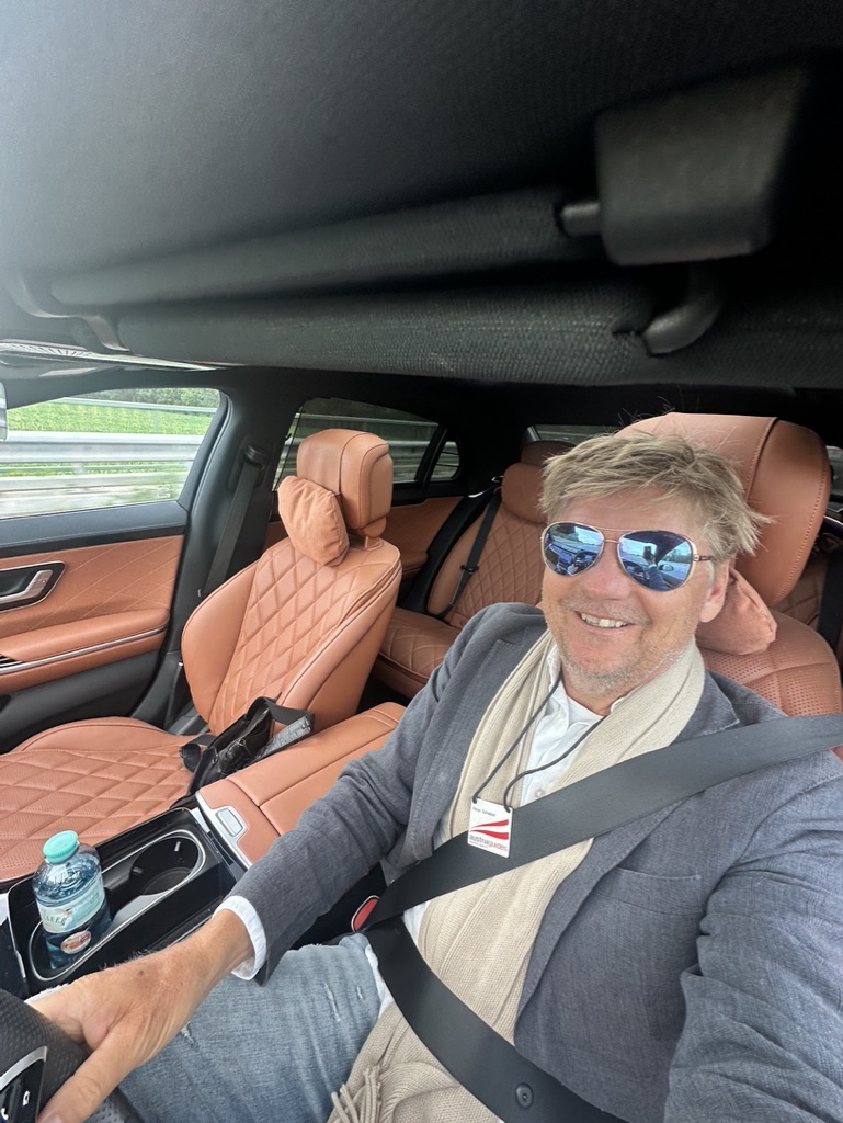 Transporte cómodo y exclusivo para excursiones privadas en Austria