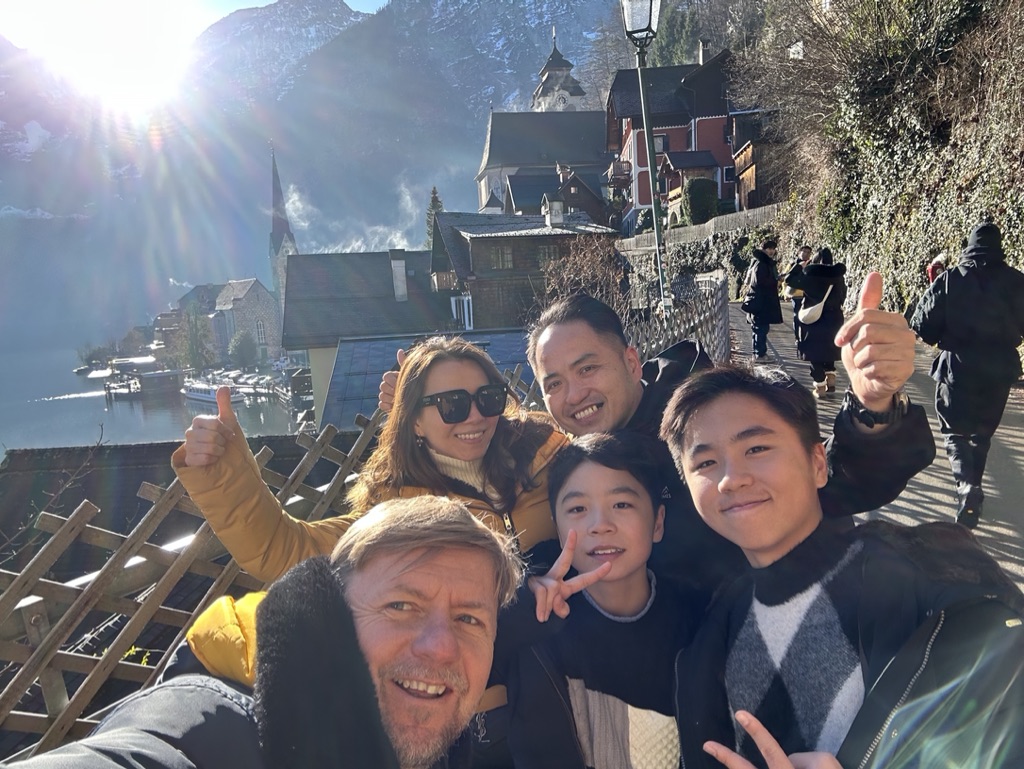 Excursión privada a Hallstatt desde Viena en vehículo confortable con guía oficial