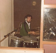 Ronnie Caryl at the Woodcray Manor Farm Studio in Berkshire 