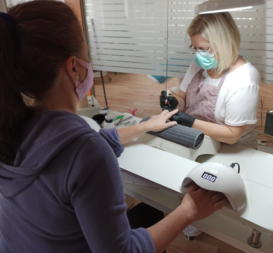 Barbara Topsnik bei der Arbeit