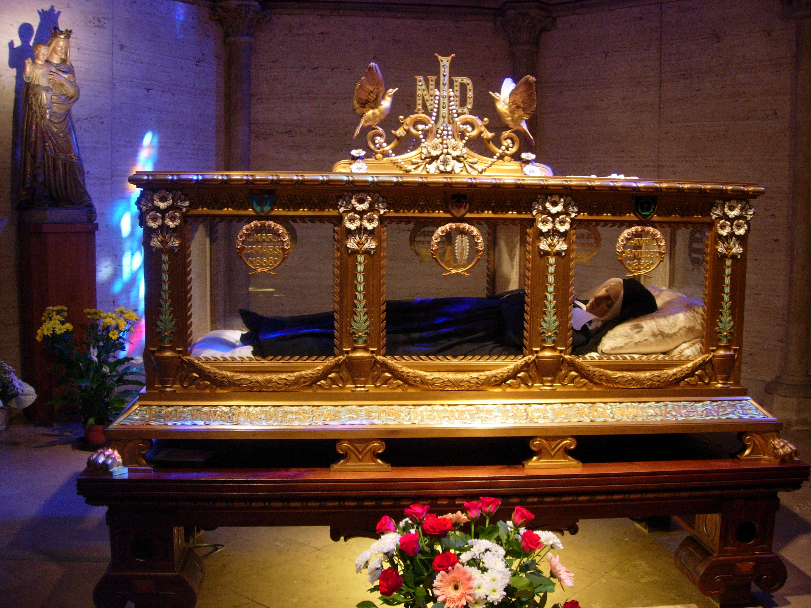 稼働します オルゴール ルルドの聖母 少女ベルナデッタ フランス /K218 ベルナデッタとは】 - ヌヴェール愛徳修道会日本地区