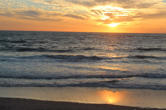 Sonnenuntergang mit Spiegelung 