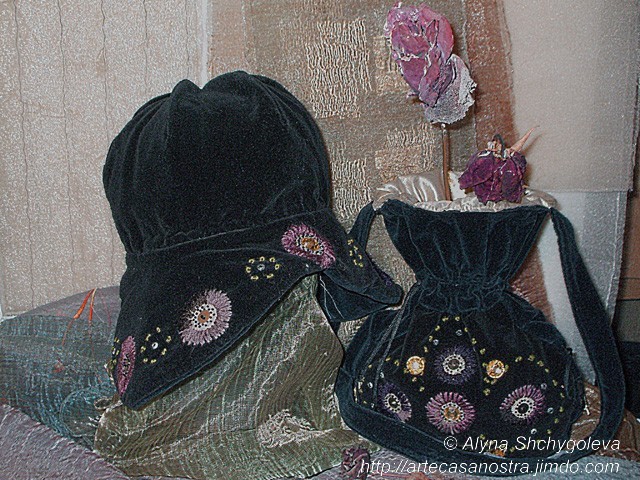 dalla seria VELLUTO (hat & bag). "Autunno": velluto,brocade, ricamo,strass,wool; embroidery