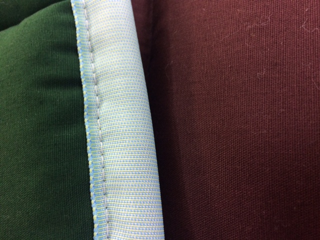 Uni Farbe Braun - Grün mit Mintgrünem Einfassband