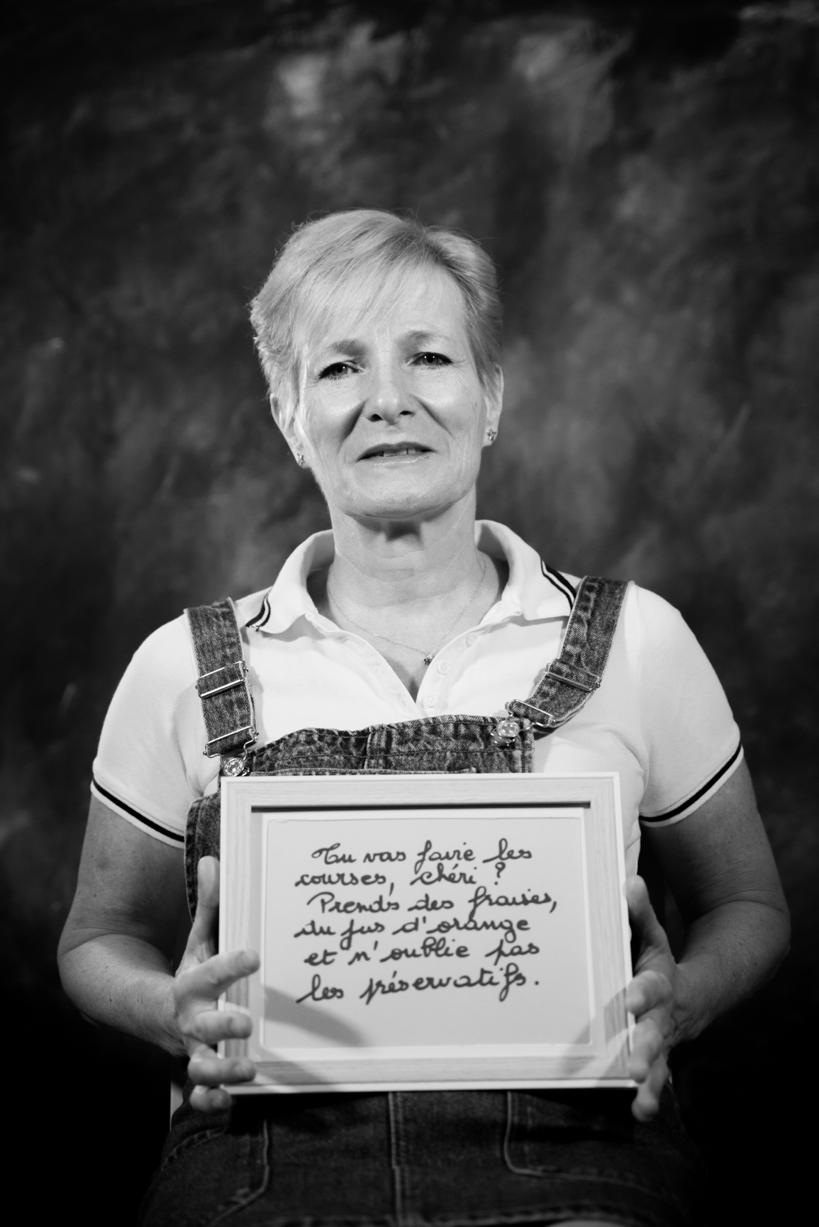 "Tu vas faire les courses, chéri ? Prends des fraises, du jus d'orange  et n'oublie pas les préservatifs"