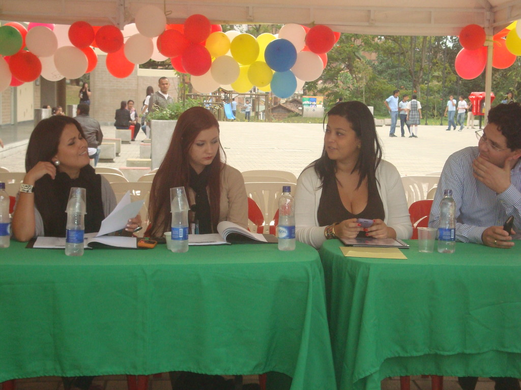 Our juries: Daniel  Villarreal, Verónica Betancurt, Estefania Agudelo and Maria Angela Sierra