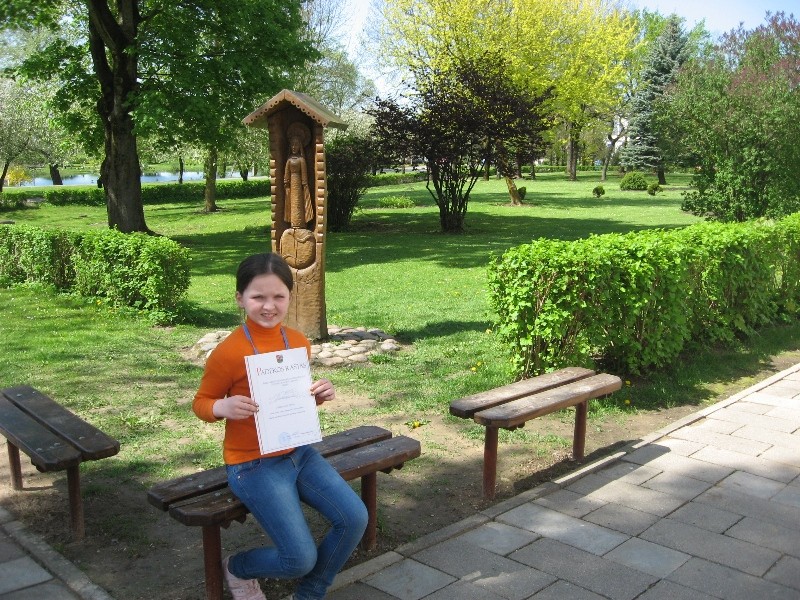 Aušrinė - rajono matematikos olimpiados III vietos laimėtoja.