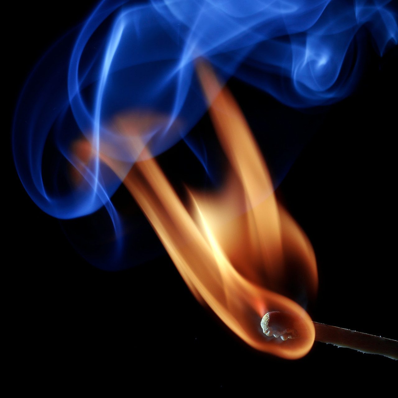 Flirten spiel mit dem feuer 70 tolle Anmachsprüche für mehr Erfolg beim Flirten »