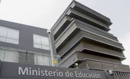 Los políticos y la educación