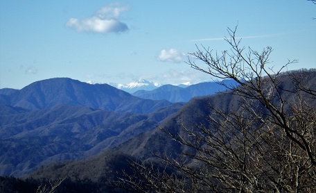 鍋割山から北岳