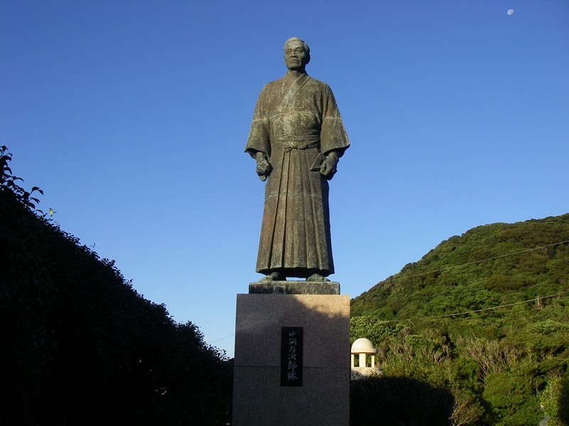 足摺岬に建つジョン万次郎像
