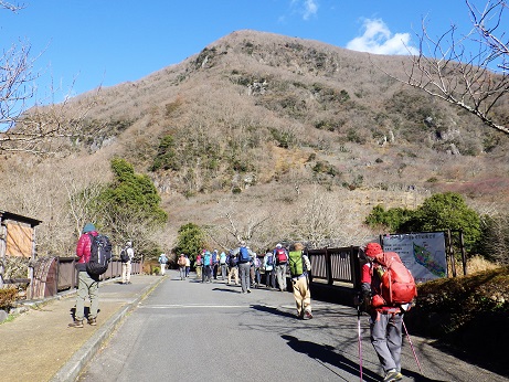 幕山