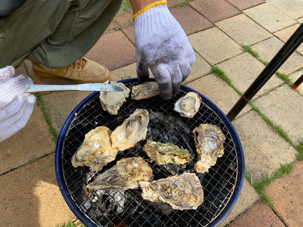 俺は焼きガキ担当食べる人は自己責任