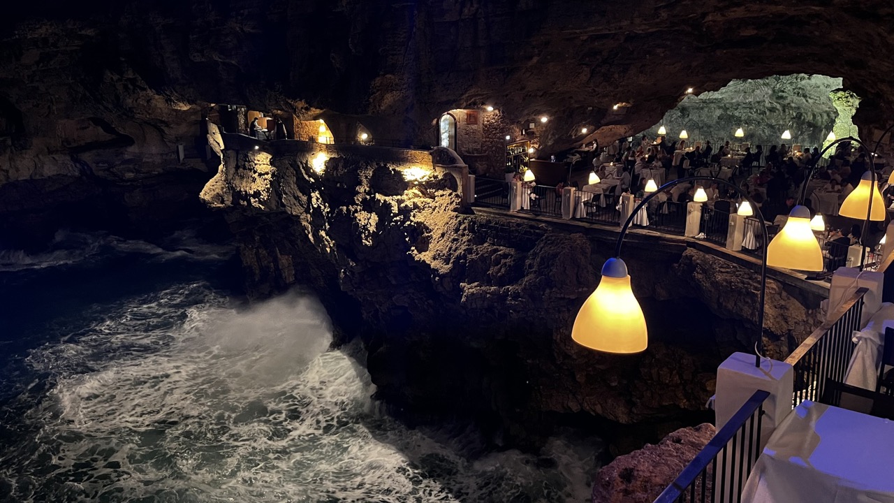 Tag 14: Una serata da ricordare - Grotta Palazzese