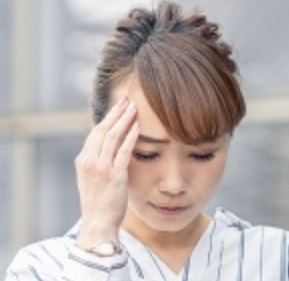 閃輝暗点のある女性にはピルは出せなくなりました。