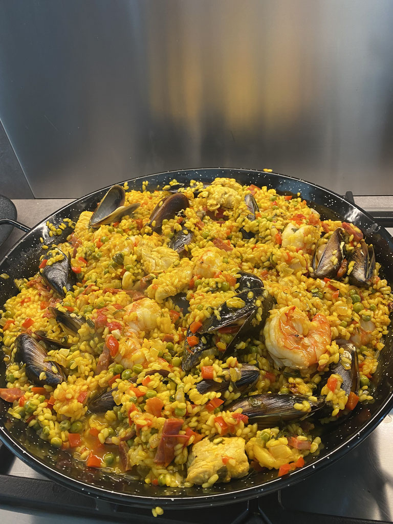Paella Valenciana by ZsL