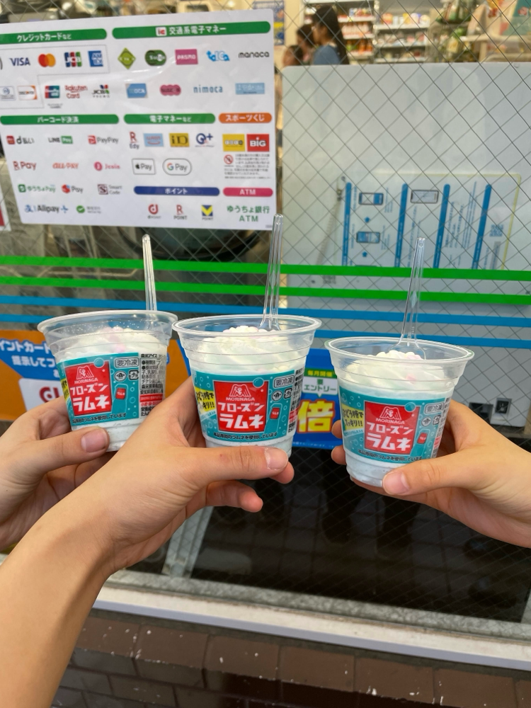 定演後に食べたアイスです🍨この後学校に戻り、運搬頑張りました💦