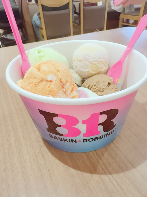 前に友達と食べに行った31のよくばりフェスです🥄💖