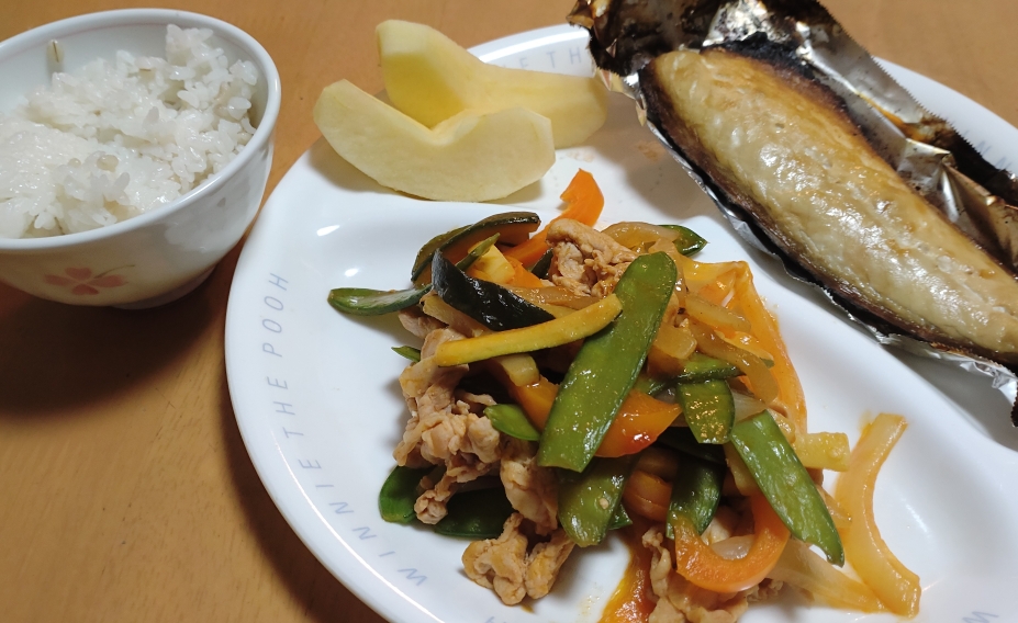 今日の夕飯🐟さばの塩焼き♡