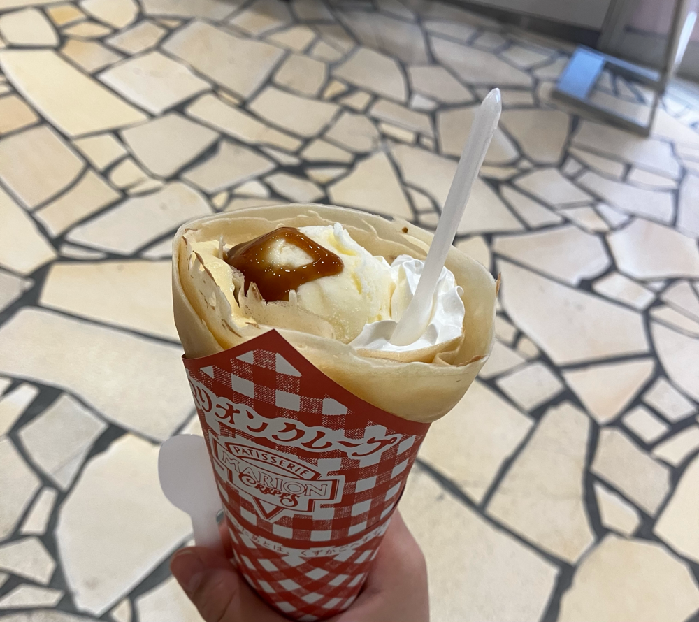 大学見学終わりにクレープを食べました😋ずっと食べたかったので嬉しかったです😊