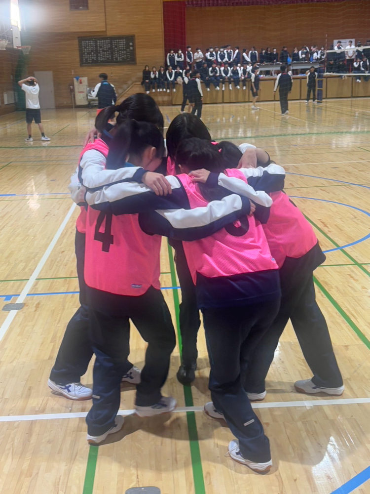 試合前に円陣をくみました🔥
