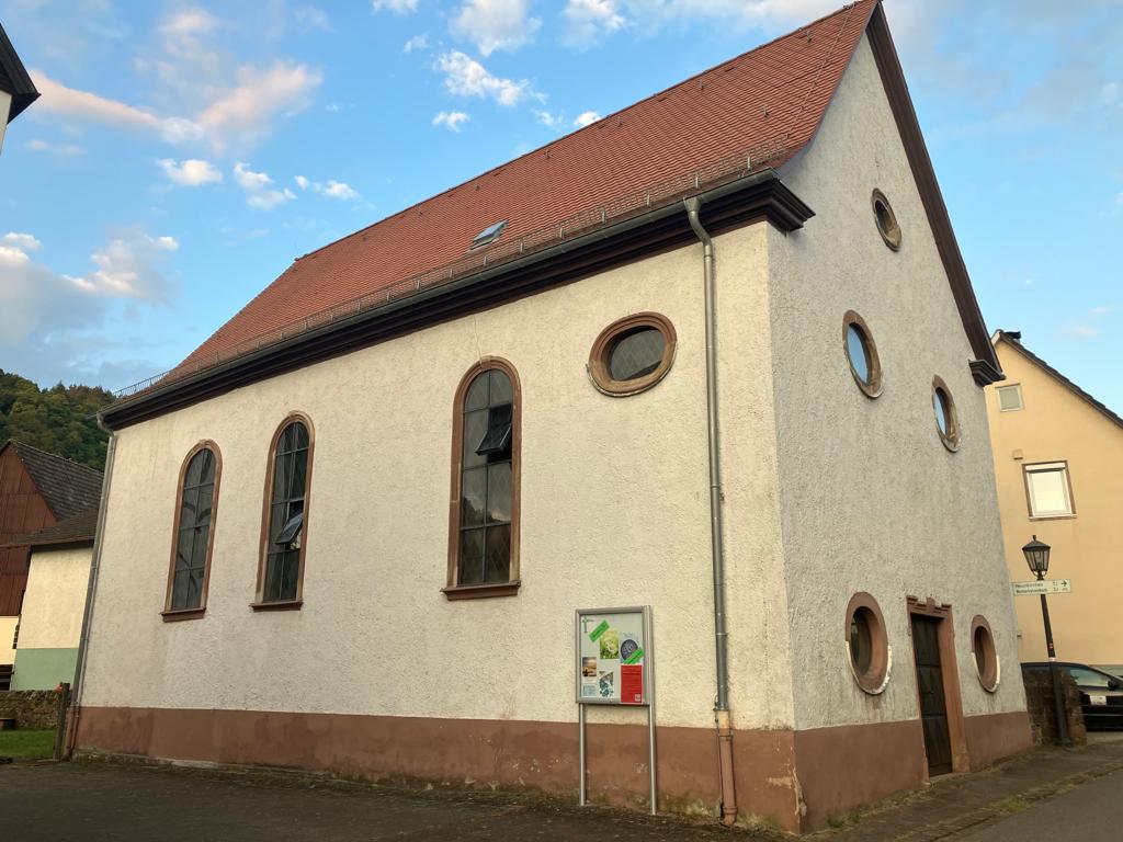 Kirche Guttenbach - Status "Rot"