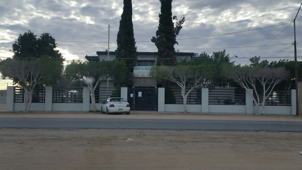 OFICINAS DEL EJIDO LA GRULLITA, SAN LUIS RÍO COLORADO, SONORA, MÉXICO.