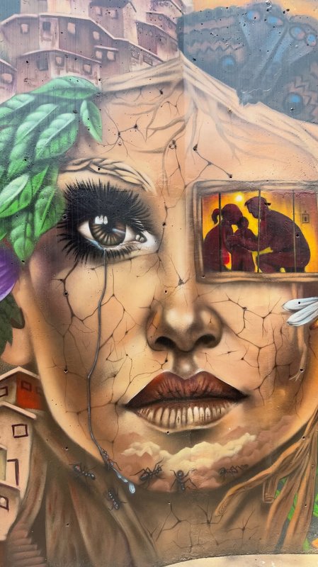 Graffiti "Fenster" in der Comuna 13 in Medellin