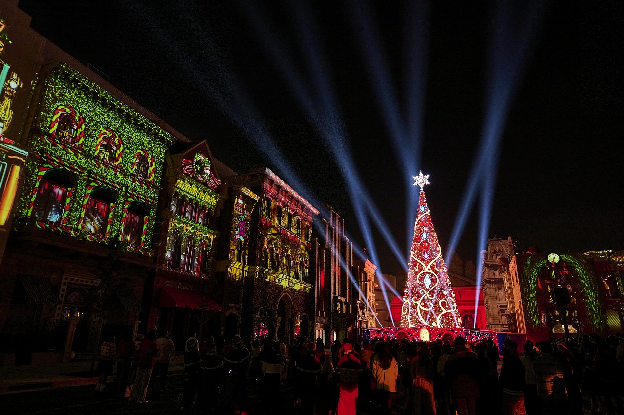 どこよりもアツい！“超興奮のクリスマス”、明日開幕世界一の輝きを誇るクリスマス・ツリー初点灯