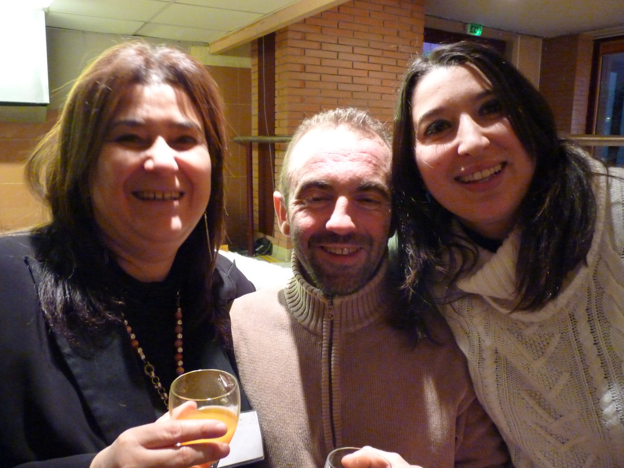 Mina - Nicolas et Sonia, heureux parents de la petite Eline née malgré la LMC : un soleil et un message d'espoir pour tous !