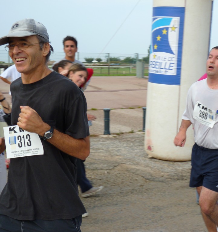 Jean Jacques GOLDMAN est venu soutenir LMC France en courant pour soutenir la recherche contre la LMC !