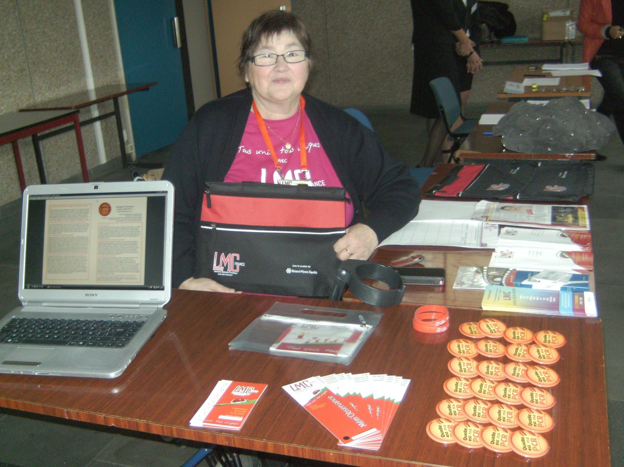 Bernadette MARCHAND et son stand LMC France à Paris