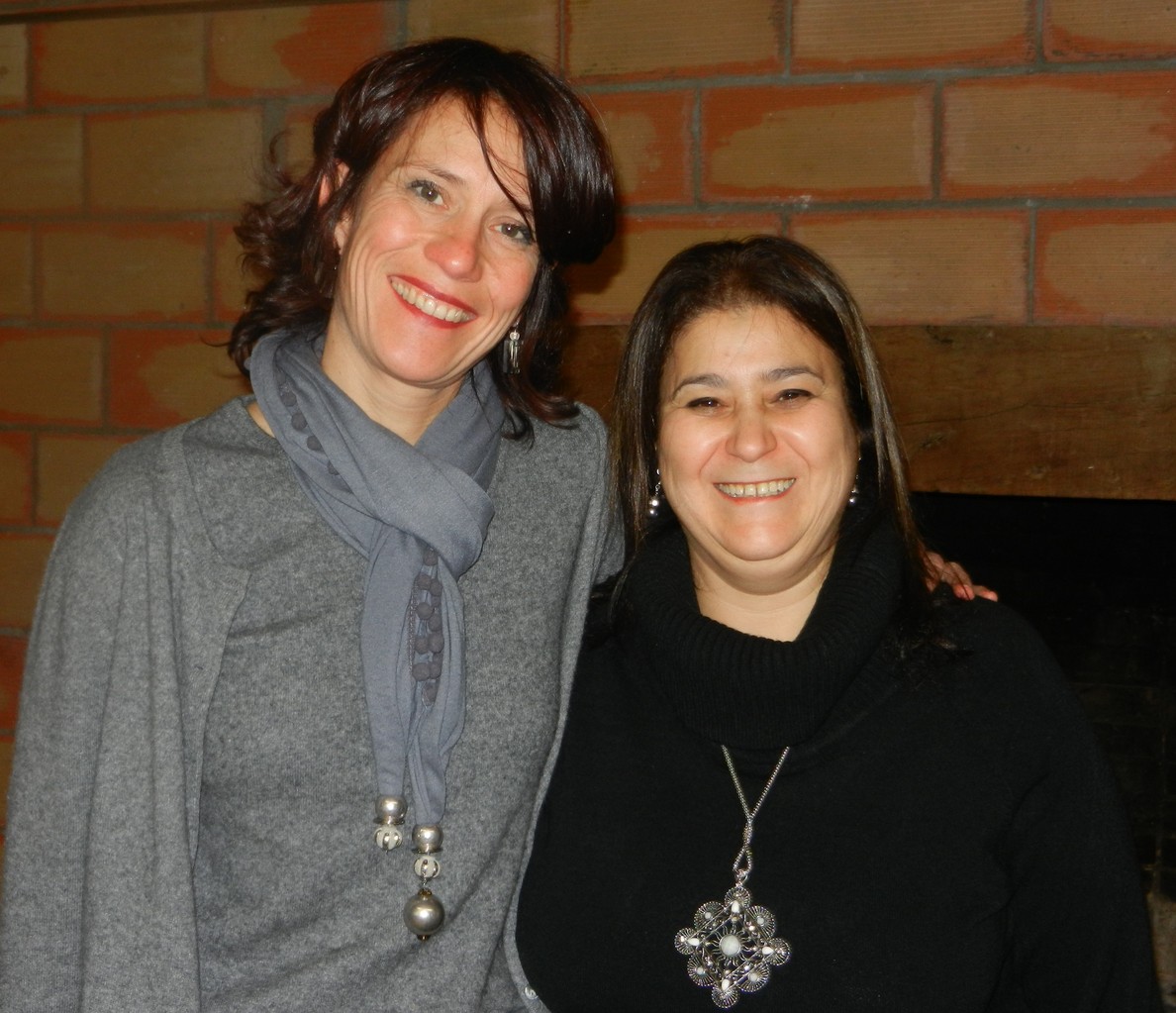 Béatrice ALIPHAT, Maire de St Mitre et Mina DABAN, Présidente de LMC France