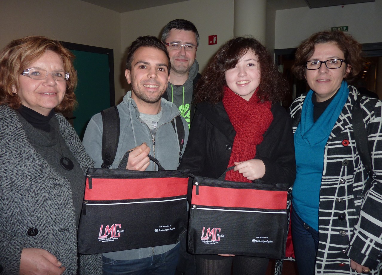 La mallette observance LMC France distribuée à Lille - Journée Patients FI LMC 2012