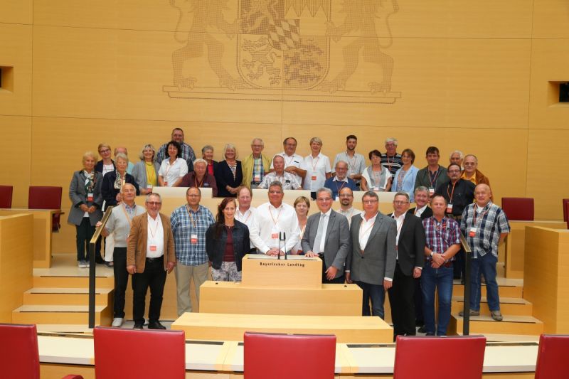 Besuch des Bay. Landtags der FREIEN WÄHLER Altenmarkt (Foto Dominik Bartl) 