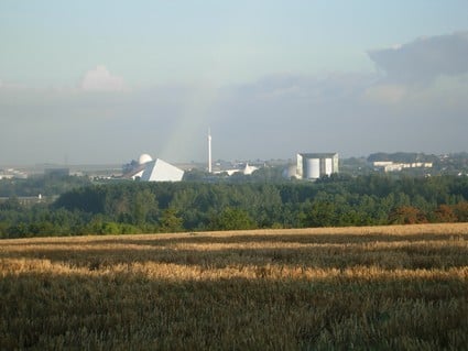 Au loin le Futuroscope