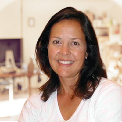 Susie - Our Consultant for Contentum Relocation - Professional Relocation & Destination Consulting - Specialist for Expatriate Services in Switzerland for Basel and the surrounding Areas