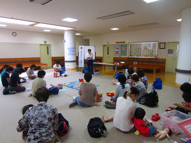 親子わくわくデー（日赤幼児安全法）