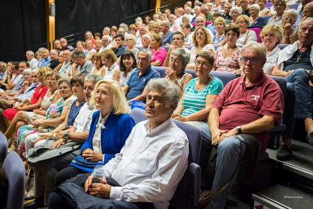 Plus de 250 spectateurs pour la première réussie du Ciné-club du Bassin.
