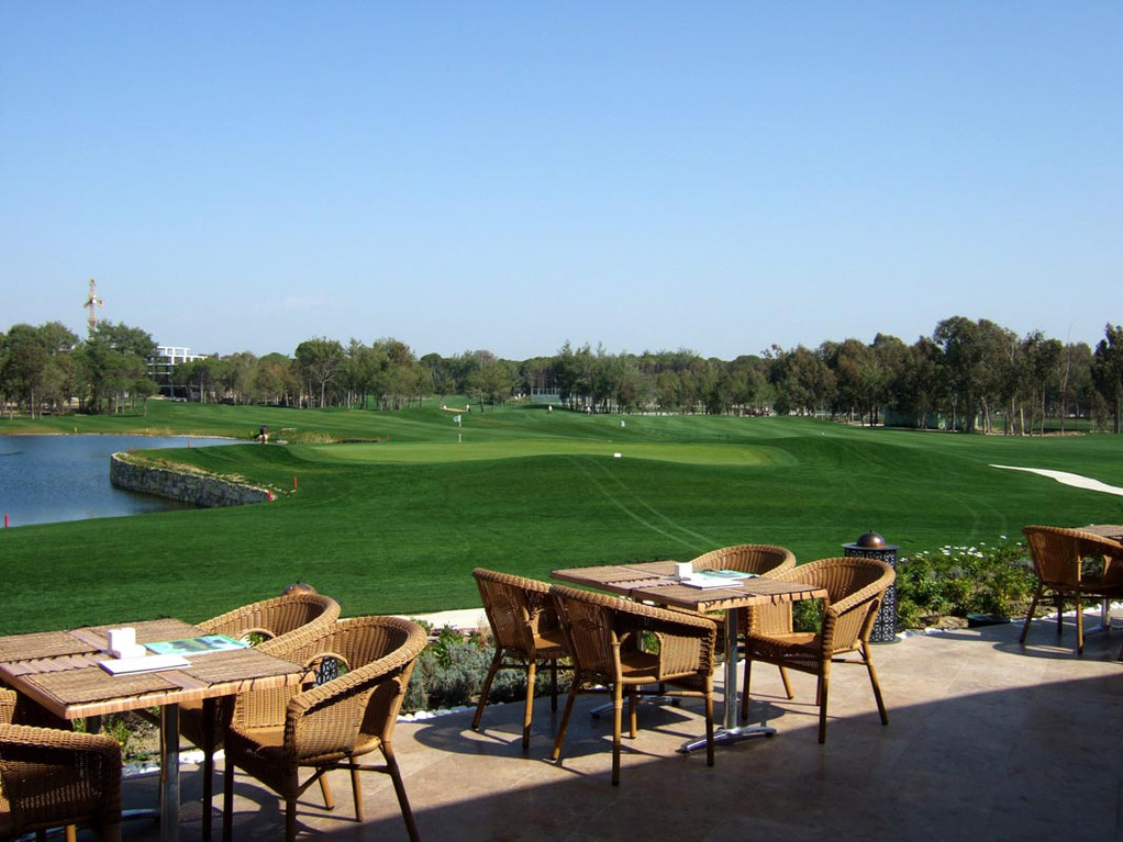 Terrasse Kaya Eagles