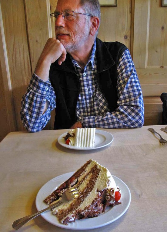 Schwarzwälder Kirschtorte im Waldhotel am Notschreipass.