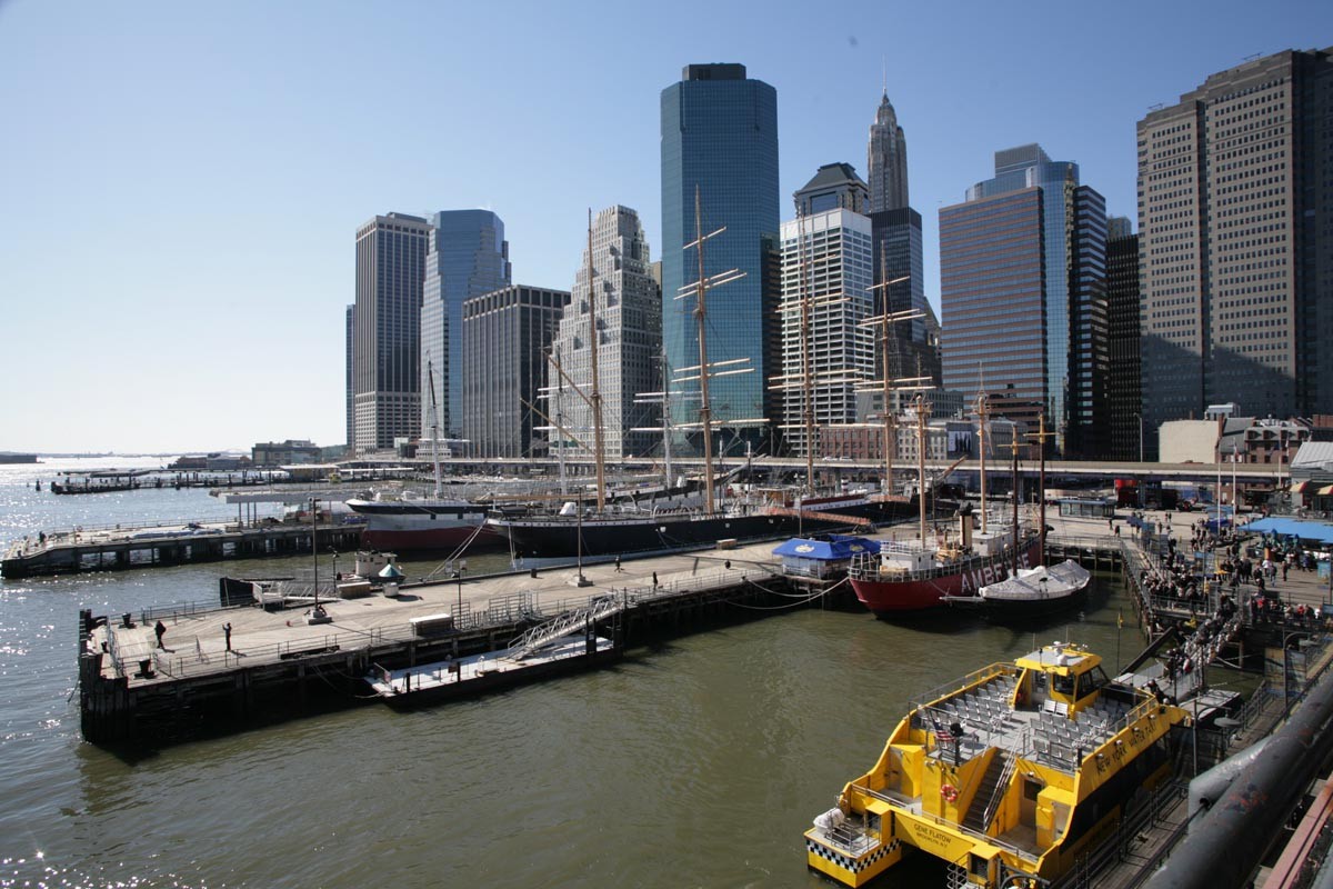 Skyline von der Brooklyn-Bridge