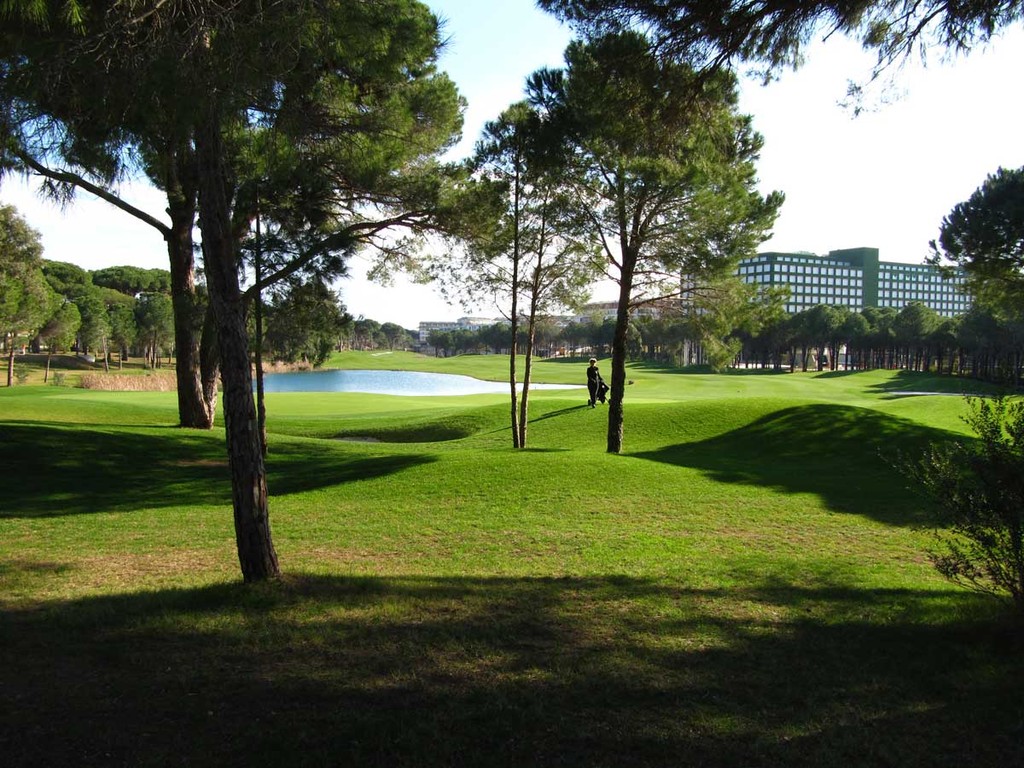 Montgomerie Bahn 9, Hotel Adam & Eve