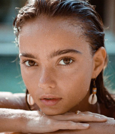Inka Williams。バリ島出身。21歳。そこにも、ジャスティン･ビーバーあり！